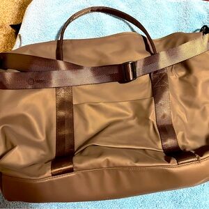Zyia weekend bag